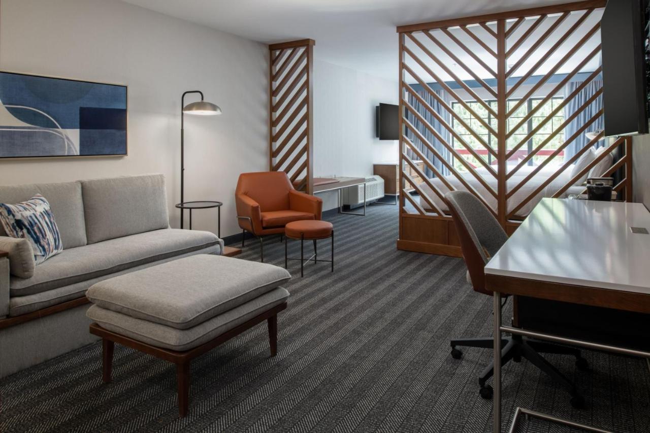 Courtyard By Marriott Olympia Hotel Luaran gambar